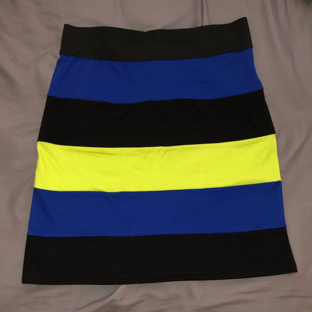 Like new Pink Rose pencil skirt!